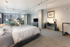 Z 77 Dow 103 Bedroom 1